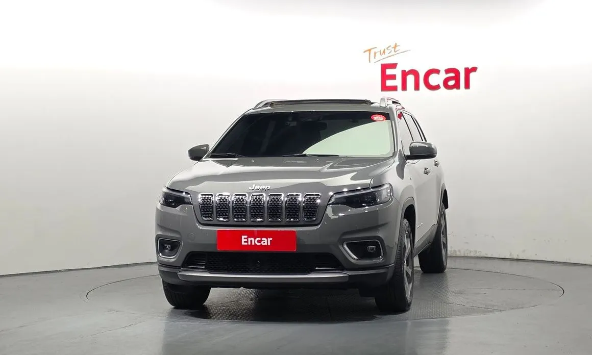 Jeep Cherokee — фото 2