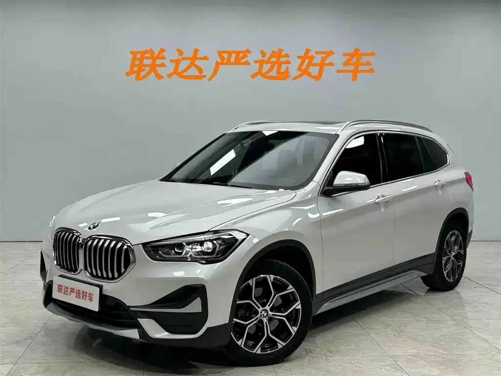 BMW X1 — фото 1