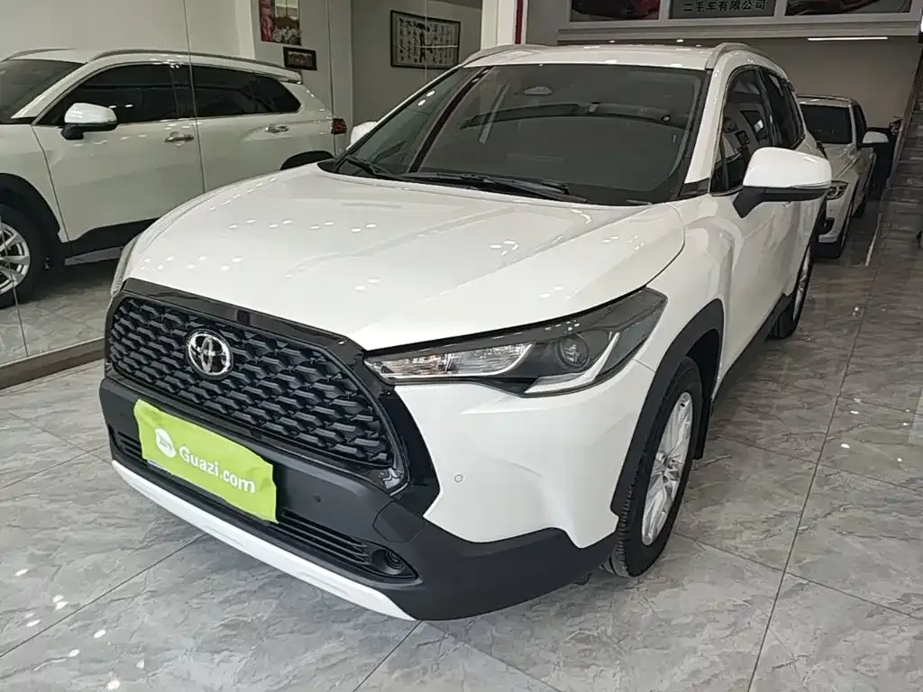 Toyota Corolla Cross — фото 10