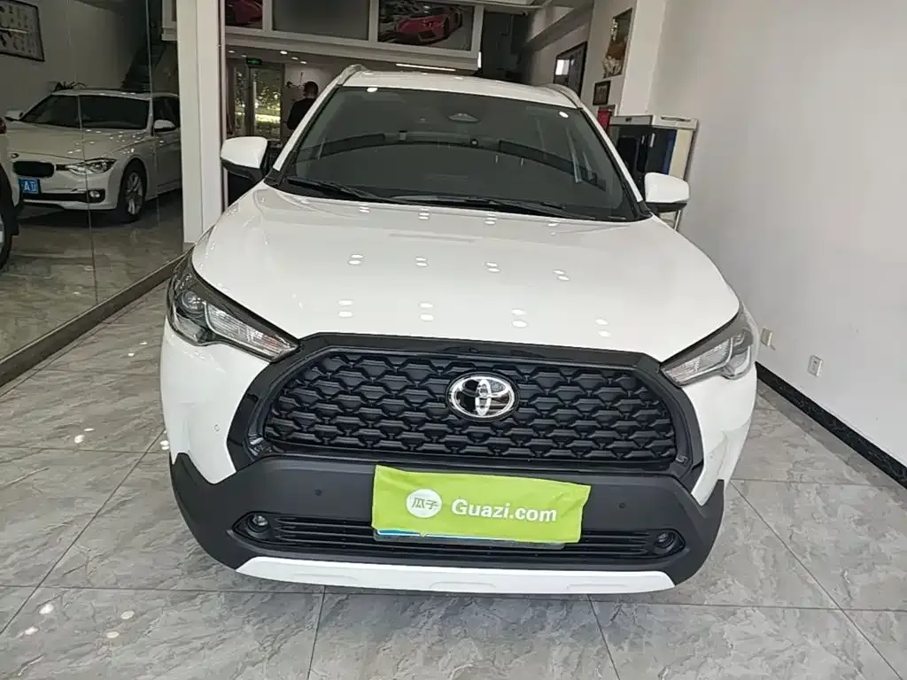 Toyota Corolla Cross — фото 4