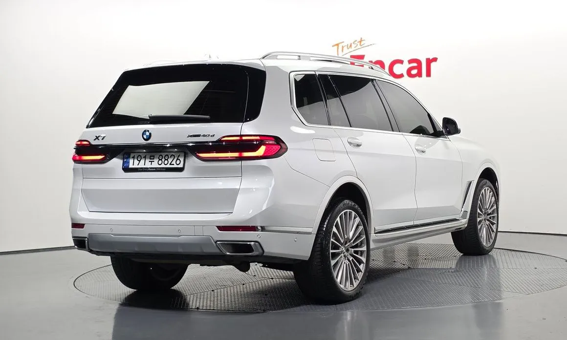 BMW X7 — фото 3