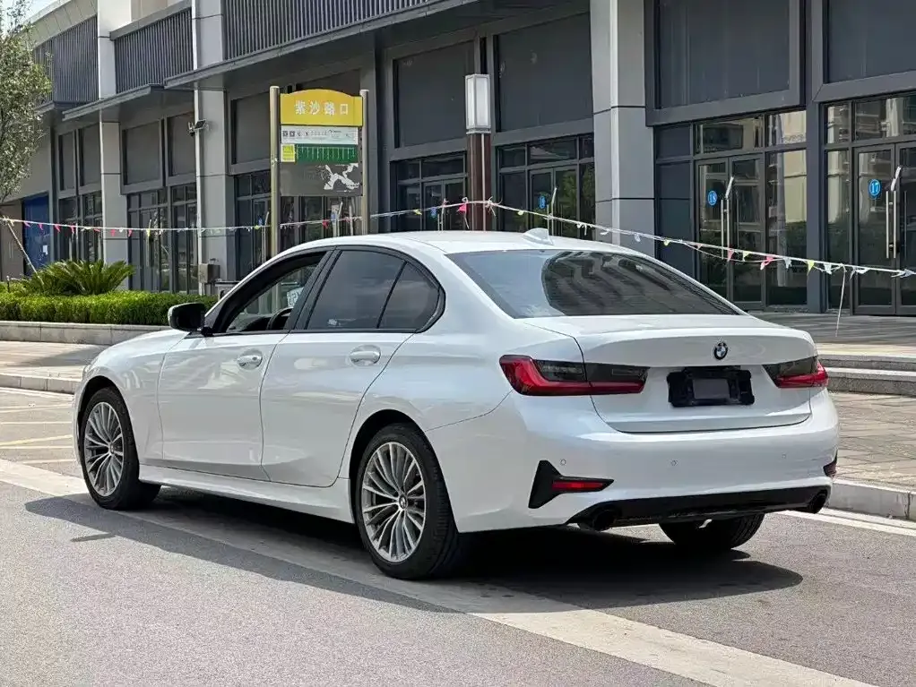 BMW 3 Series — фото 6