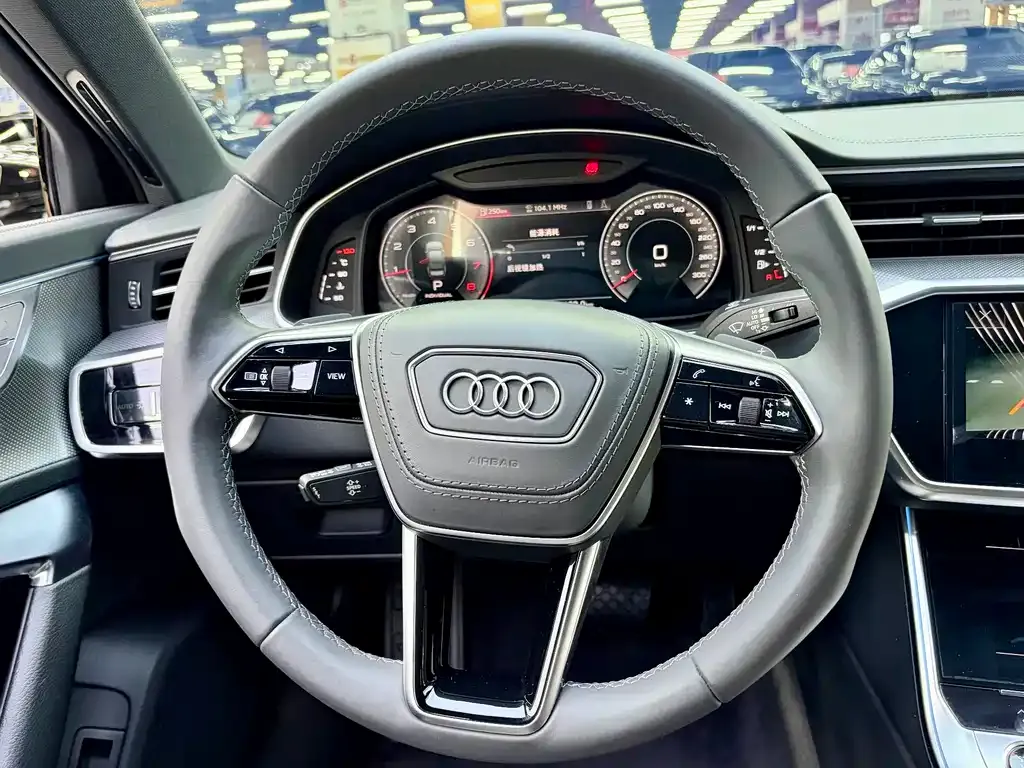 Audi A6L — фото 8