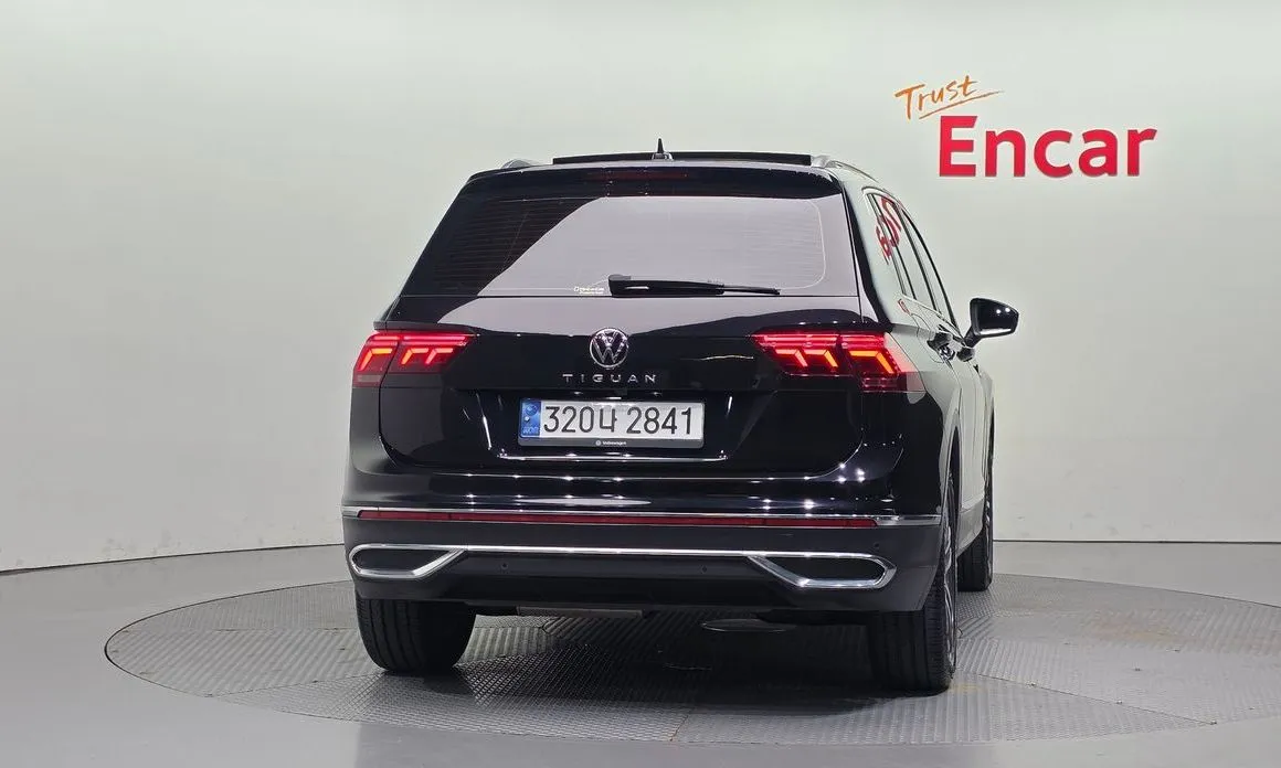 Volkswagen Tiguan — фото 4