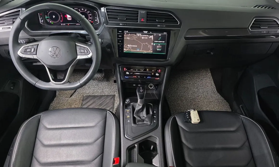 Volkswagen Tiguan — фото 8