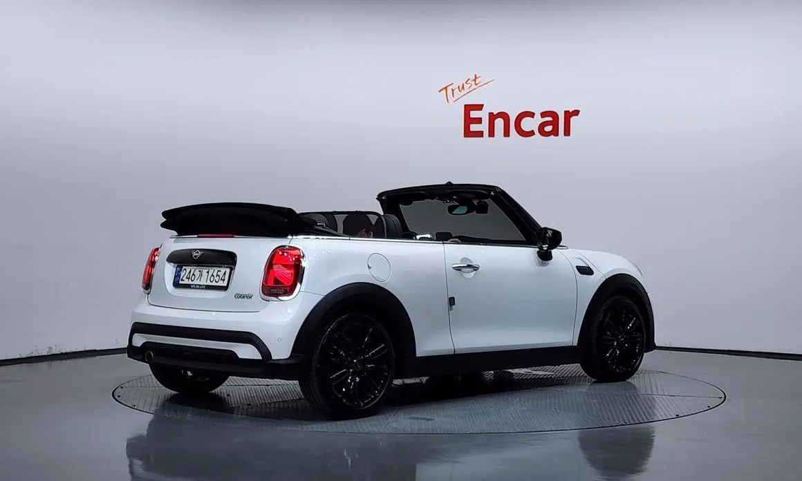Mini Cooper Convertible — фото 2