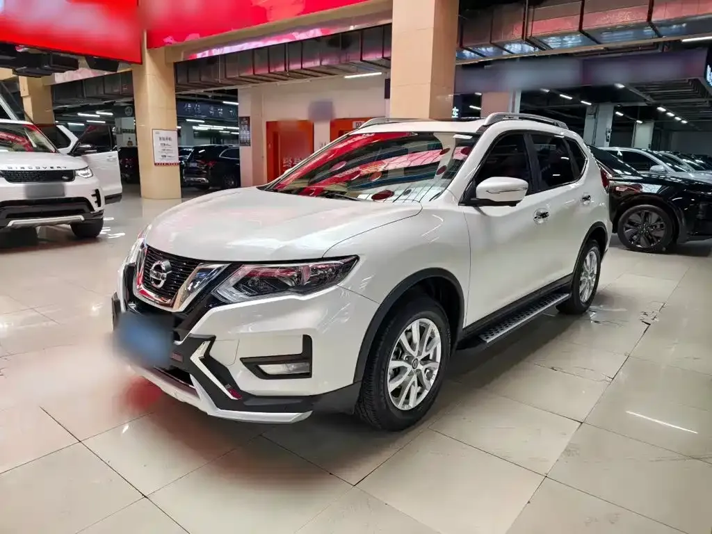 Nissan X-Trail — фото 10