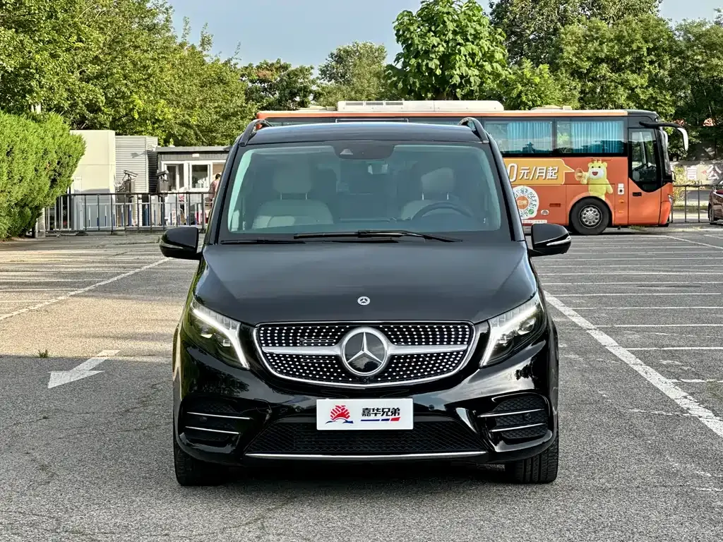 Mercedes-Benz V-Class — фото 6