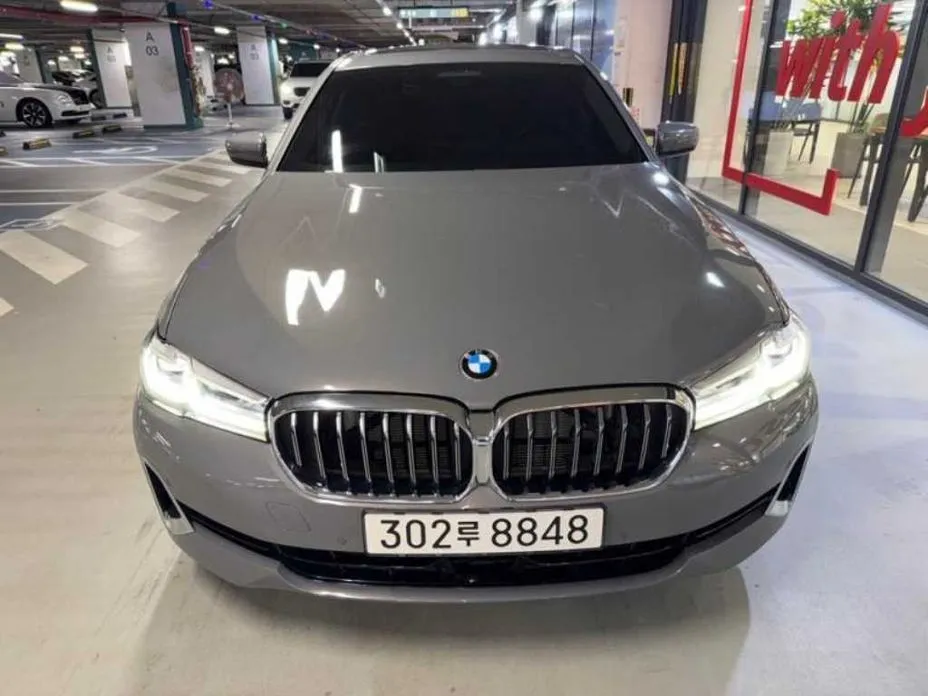 BMW 5-Series — фото 1