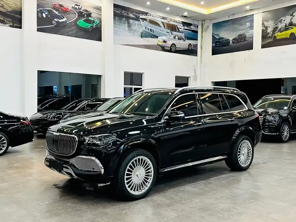 Mercedes-Benz GLS — фото 1