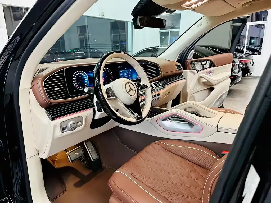 Mercedes-Benz GLS — фото 2