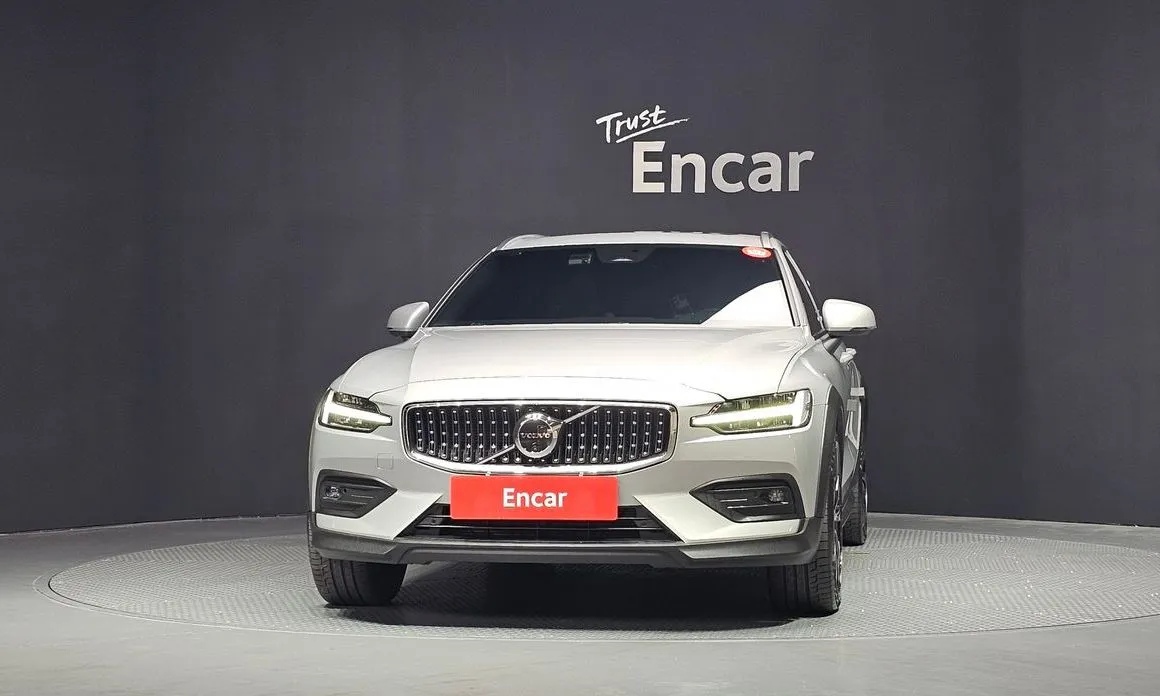 Volvo V60 — фото 4