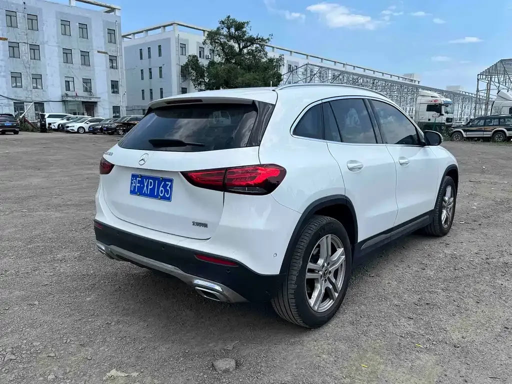 Mercedes-Benz GLA — фото 9