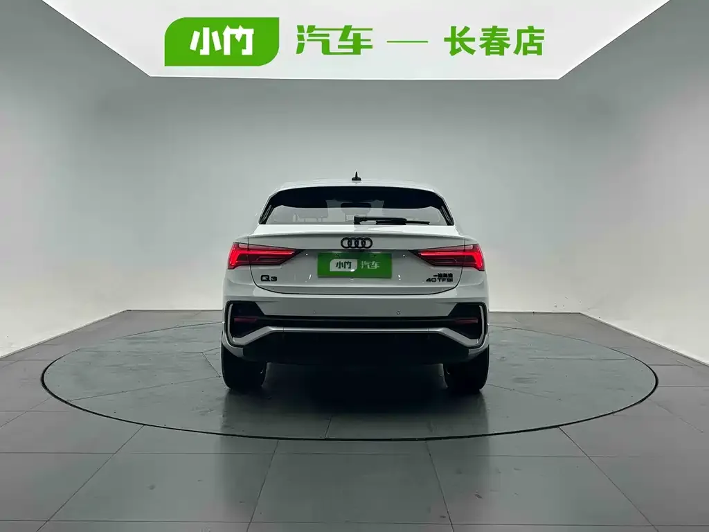 Audi Q3 Sportback — фото 5