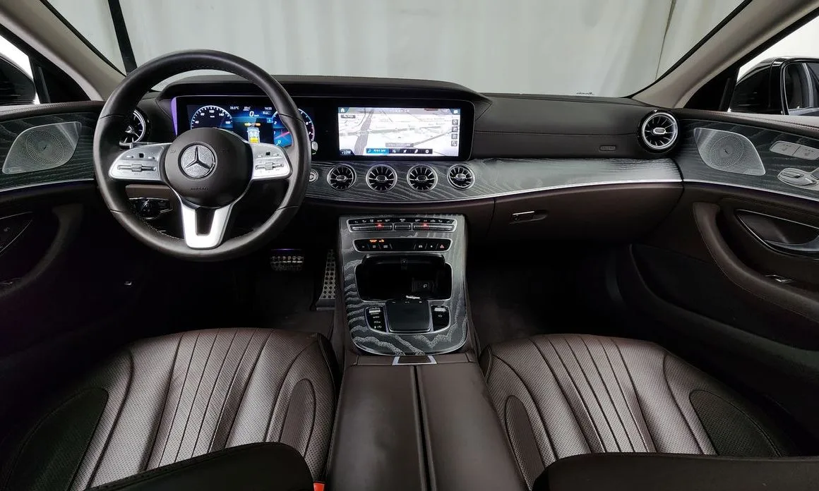 Mercedes-Benz CLS-Class — фото 6