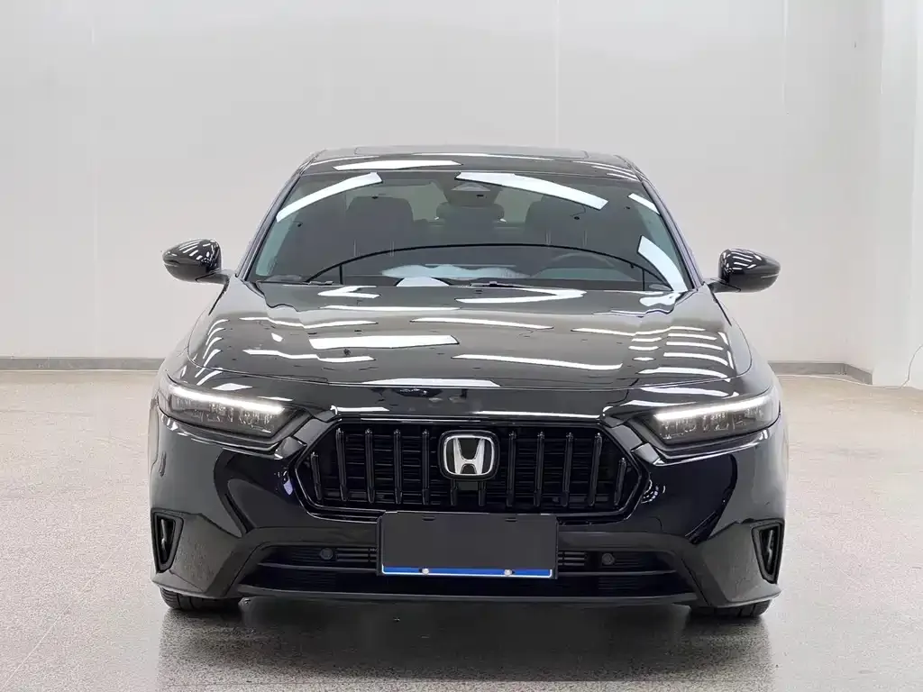 Honda Inspire — фото 1