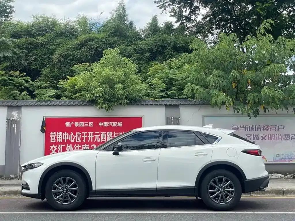 Mazda CX-4 — фото 10