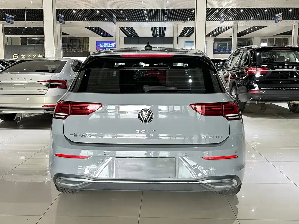 Volkswagen Golf — фото 5