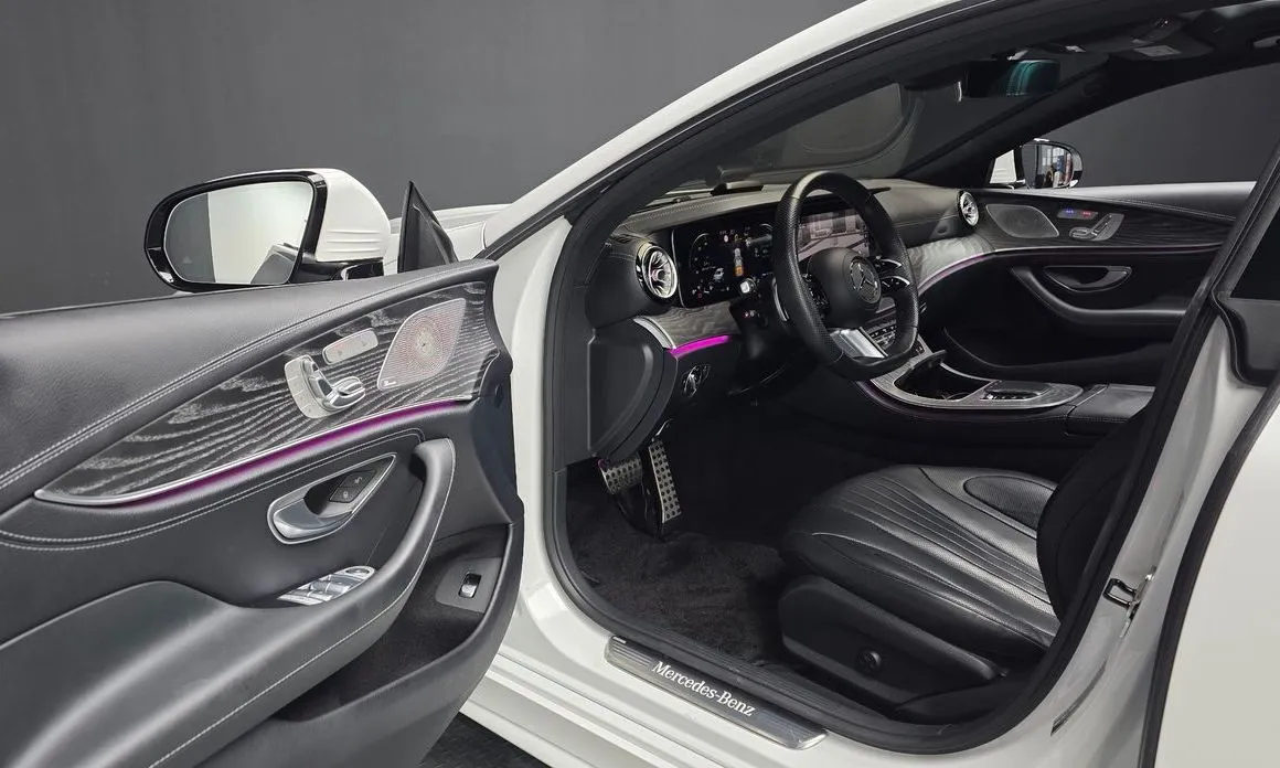 Mercedes-Benz CLS-Class — фото 10