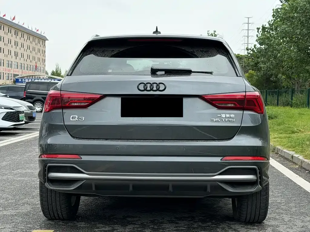 Audi Q3 — фото 4