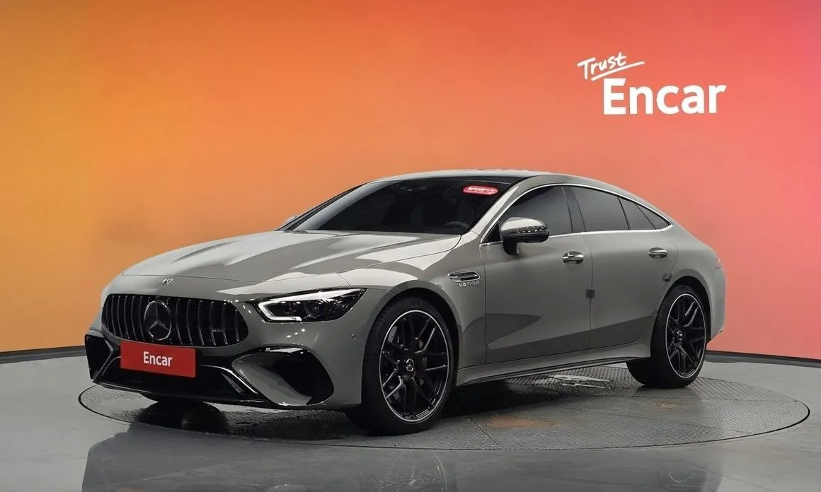 Mercedes-Benz AMG GT — фото 1