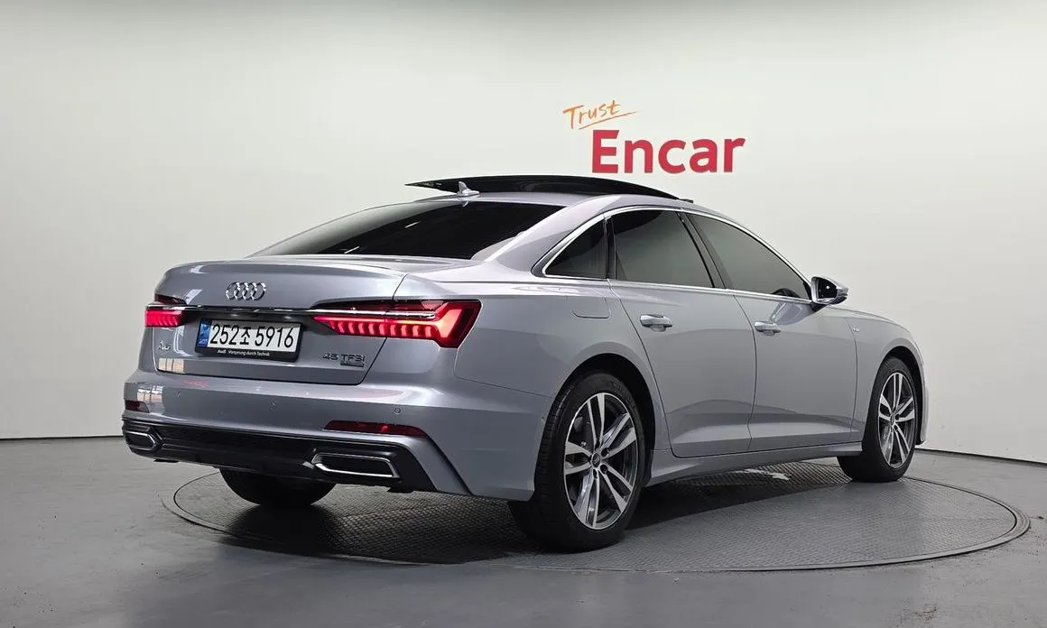 Audi A6 — фото 10