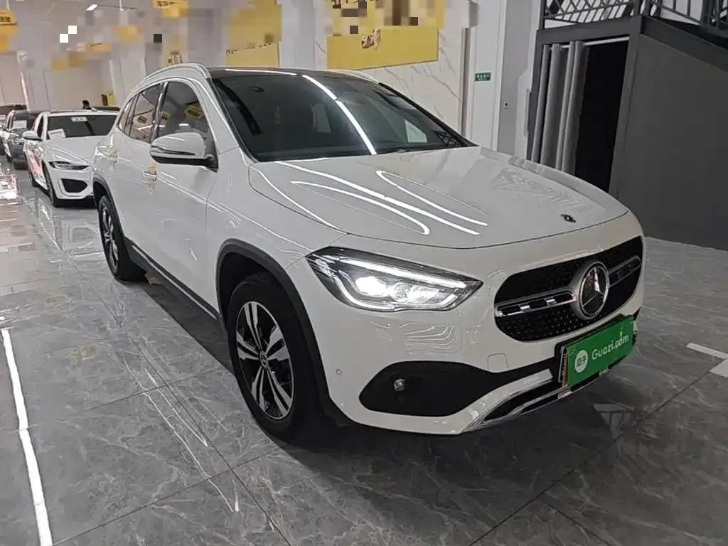 Mercedes-Benz GLA — фото 9