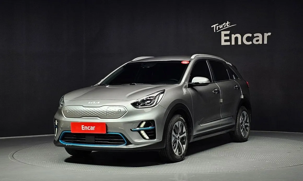 Kia Niro — фото 1