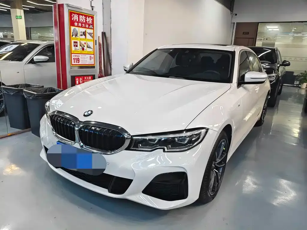 BMW 3 Series — фото 1