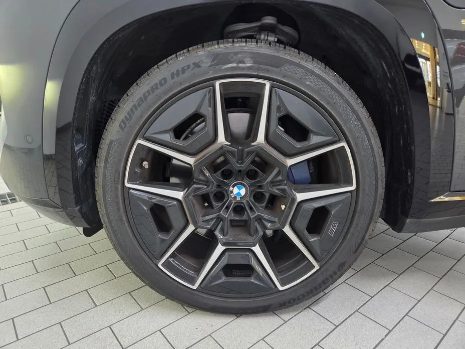 BMW XM — фото 8