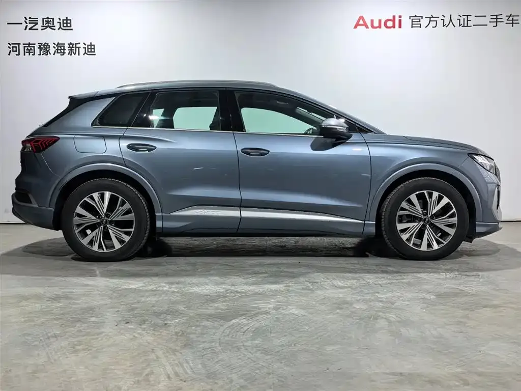 Audi Q4 e-tron — фото 4