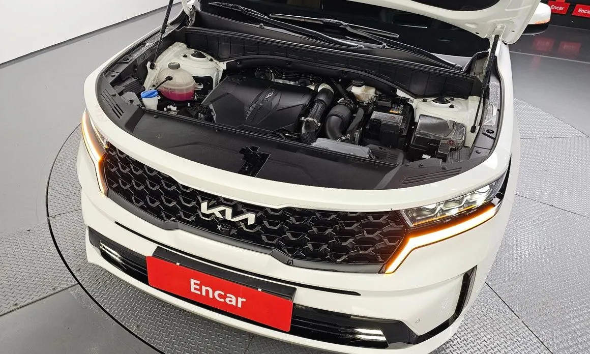 Kia Sorento — фото 6