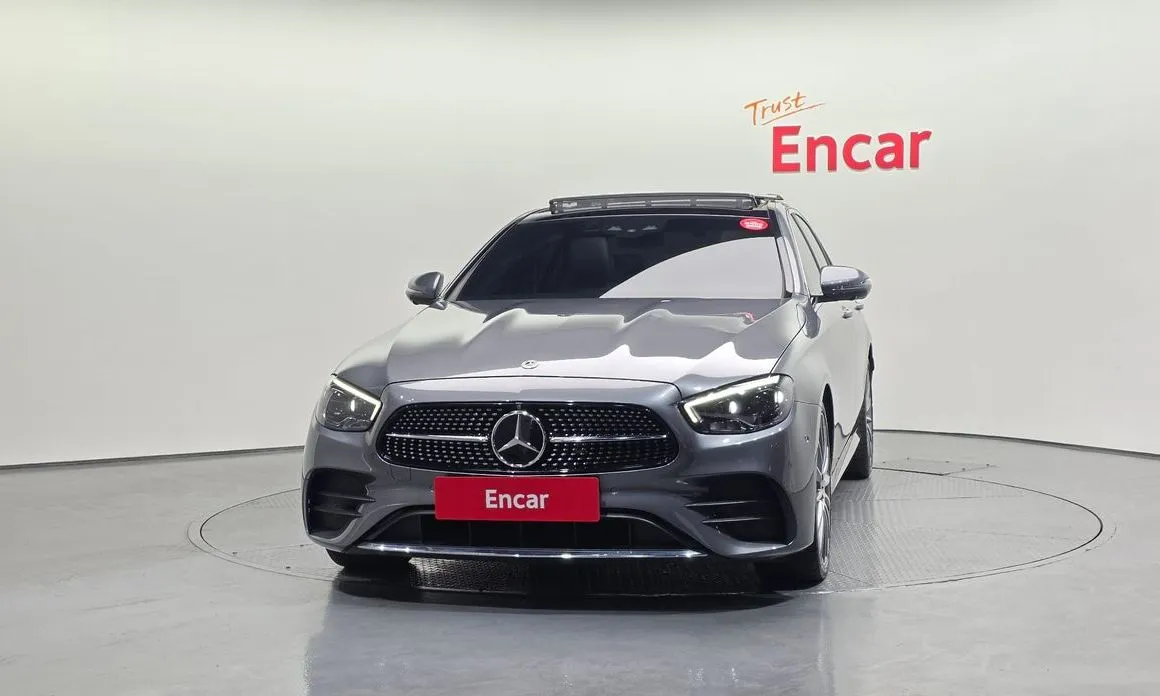 Mercedes-Benz E-Class — фото 10
