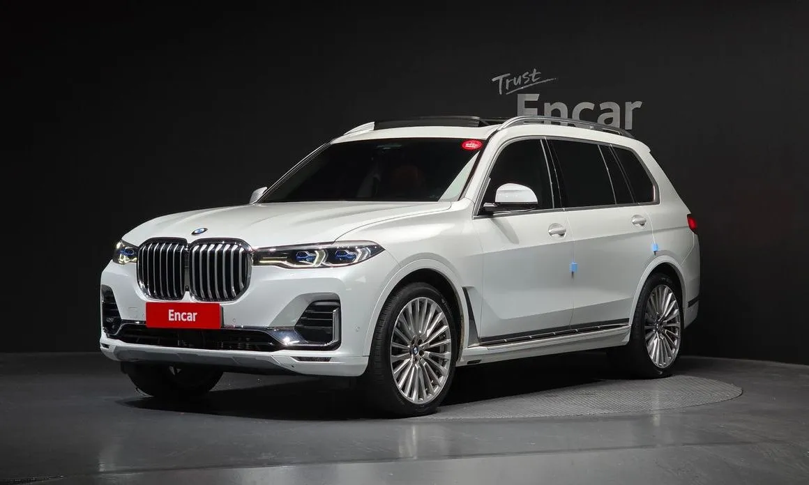 BMW X7 — фото 1