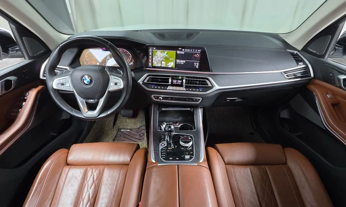 BMW X7 — фото 7