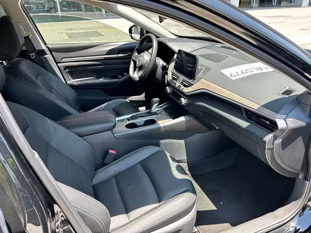 Nissan Teana — фото 10