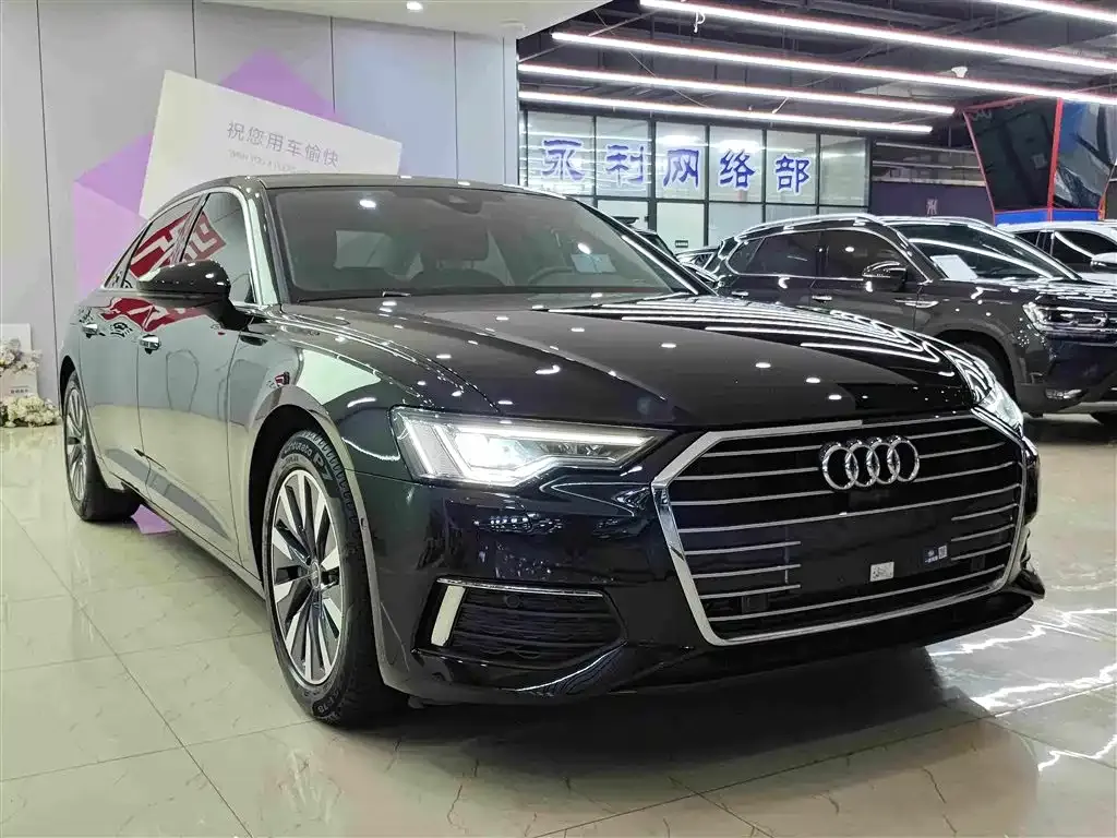 Audi A6L — фото 10