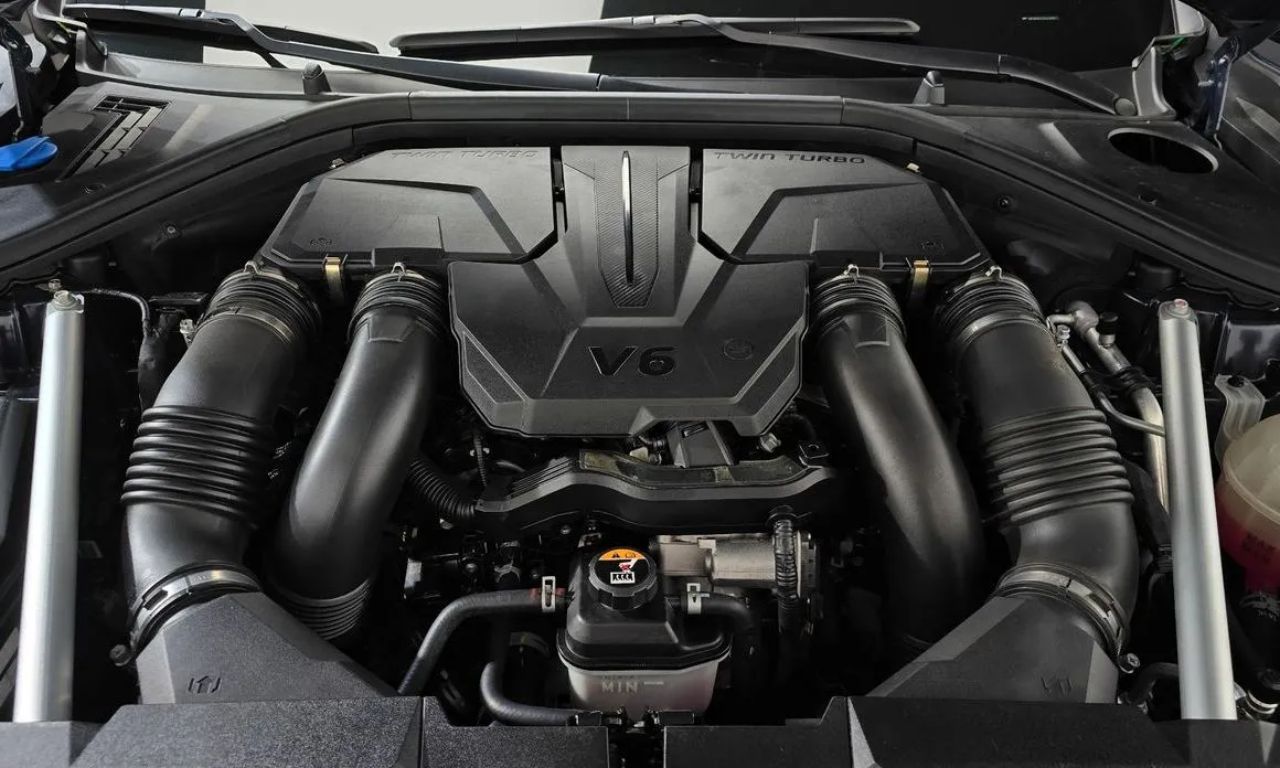 Genesis GV70 — фото 10