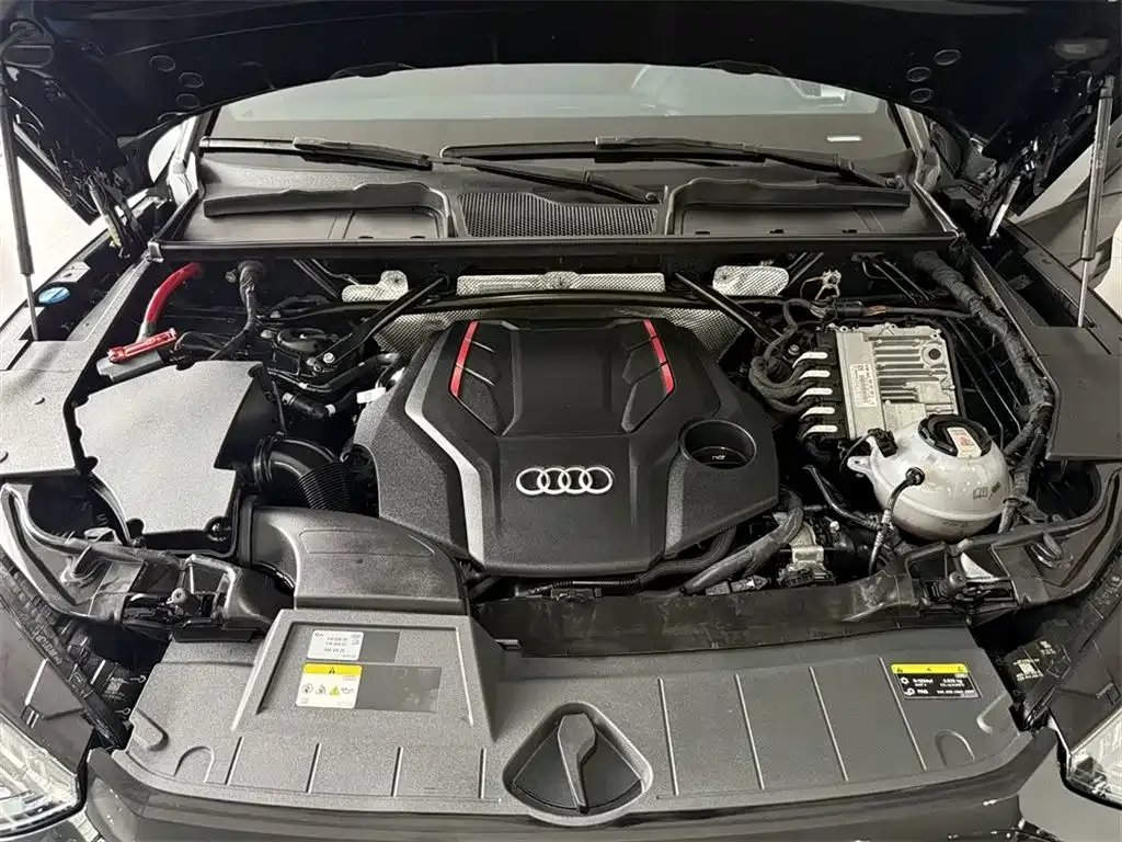 Audi SQ5 — фото 10