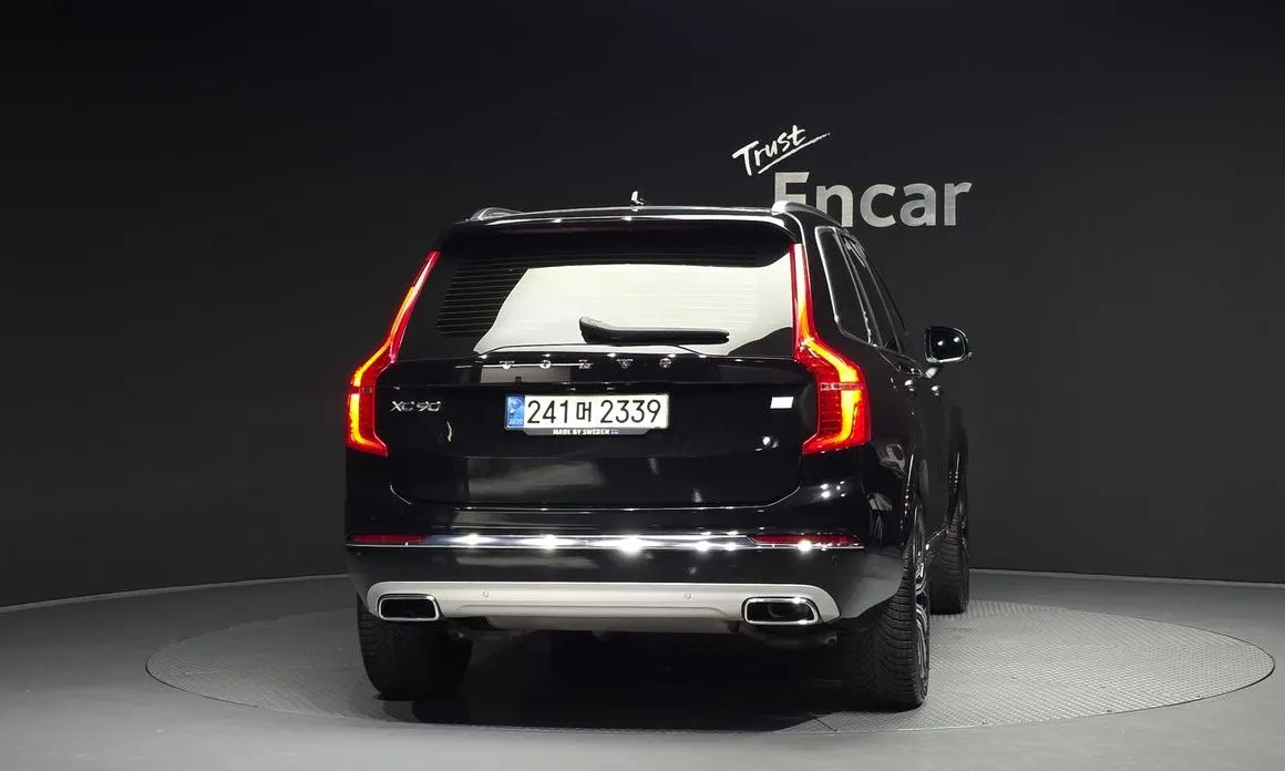 Volvo XC90 — фото 3
