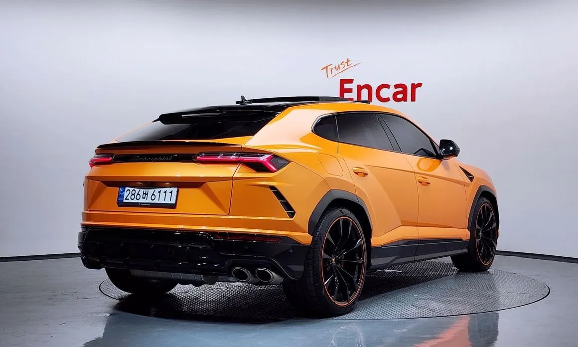 Lamborghini Urus — фото 8