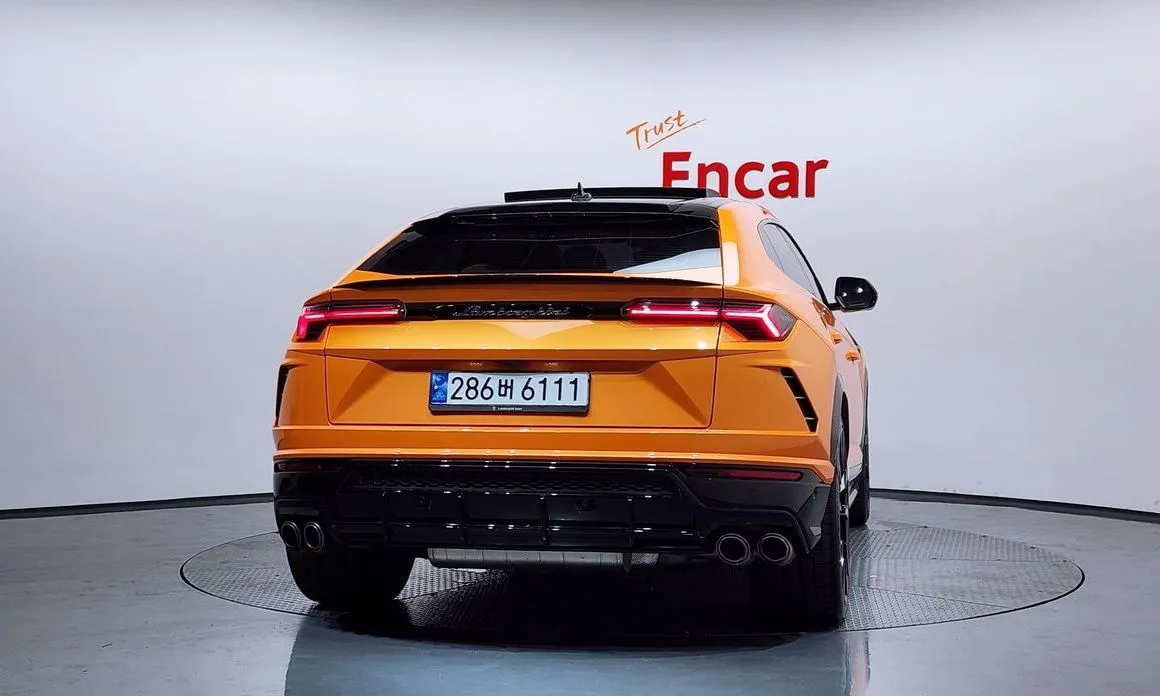 Lamborghini Urus — фото 2