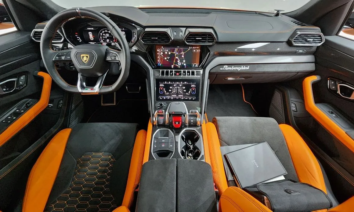 Lamborghini Urus — фото 10