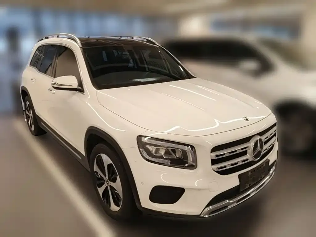 Mercedes-Benz GLB — фото 2