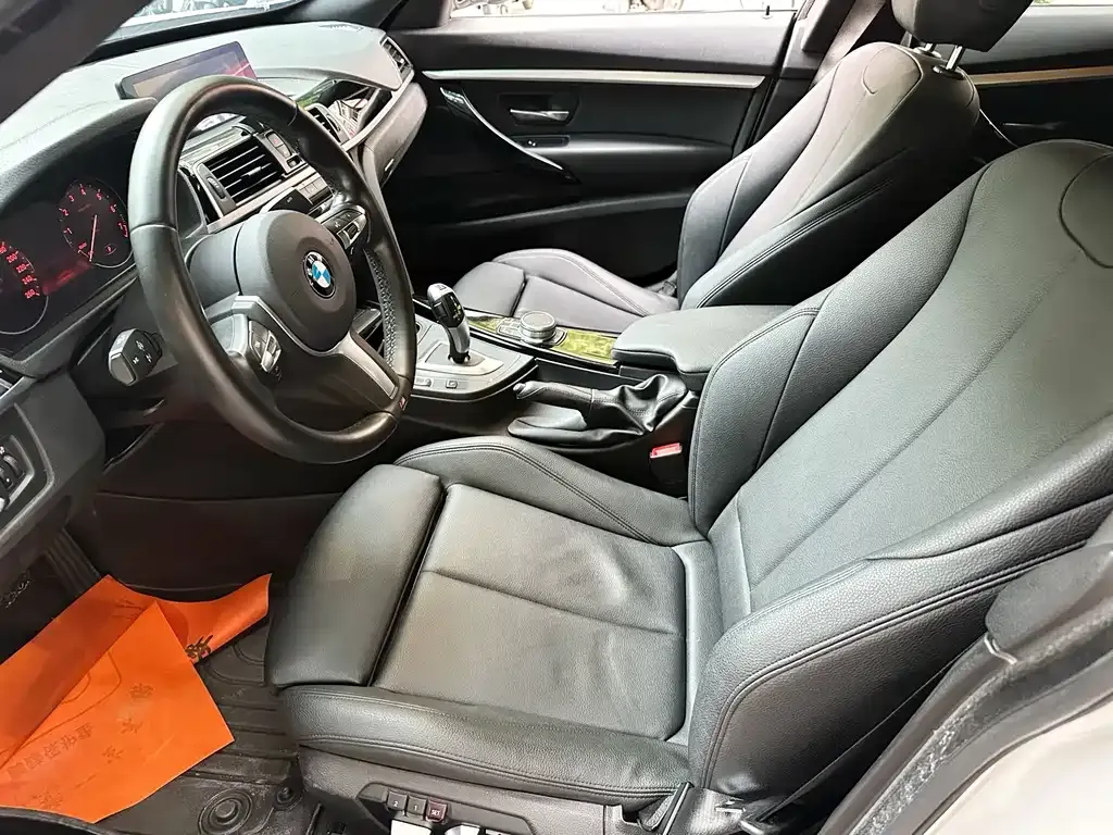 BMW 3 Series GT — фото 8