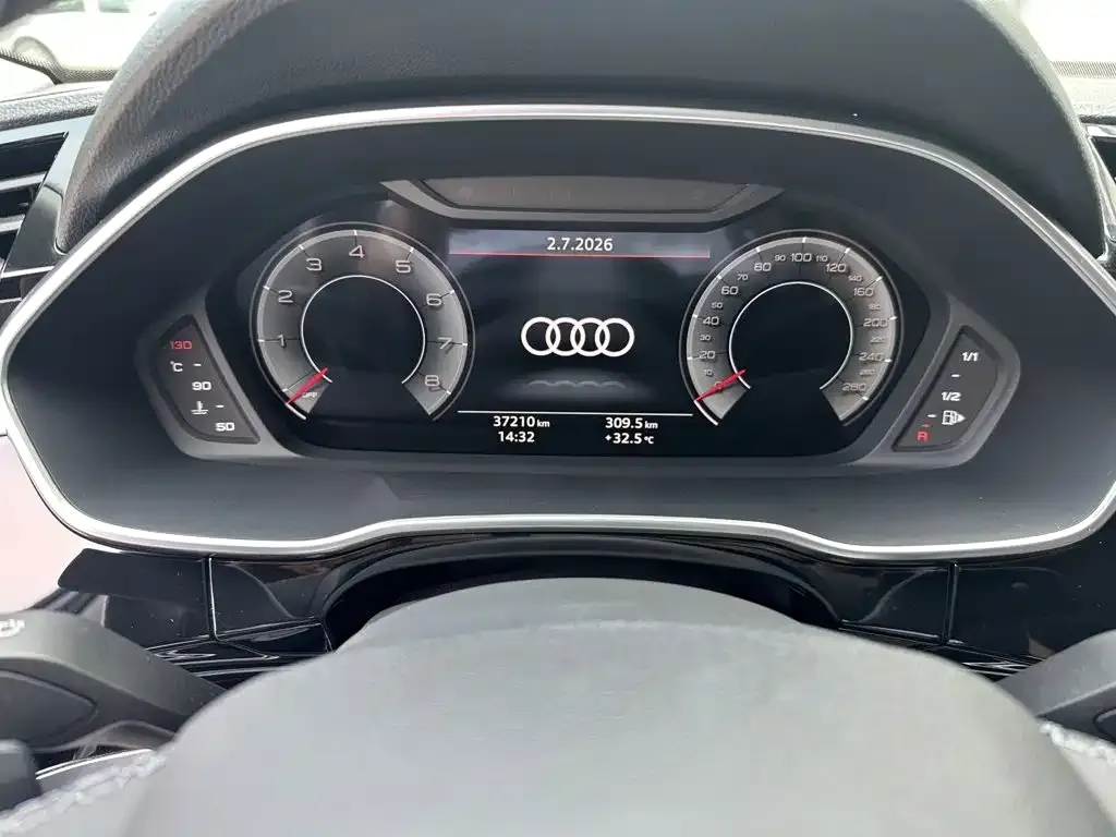 Audi Q3 — фото 2