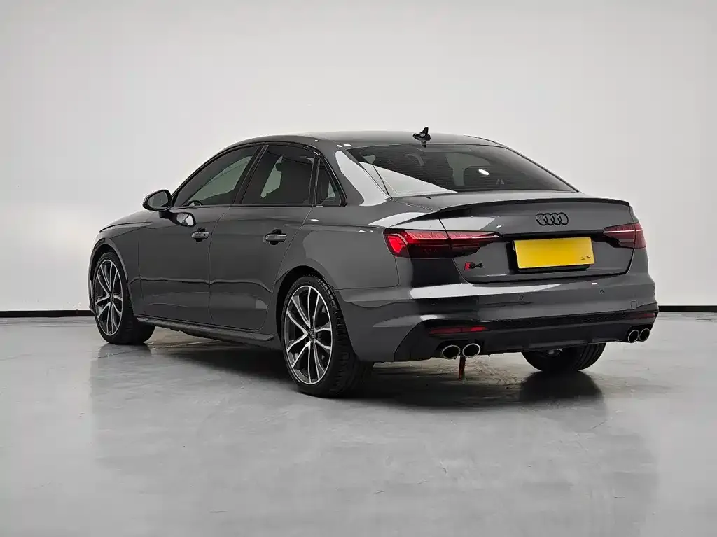 Audi S4 — фото 2