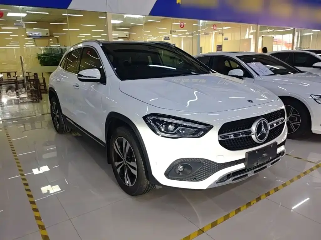 Mercedes-Benz GLA — фото 6