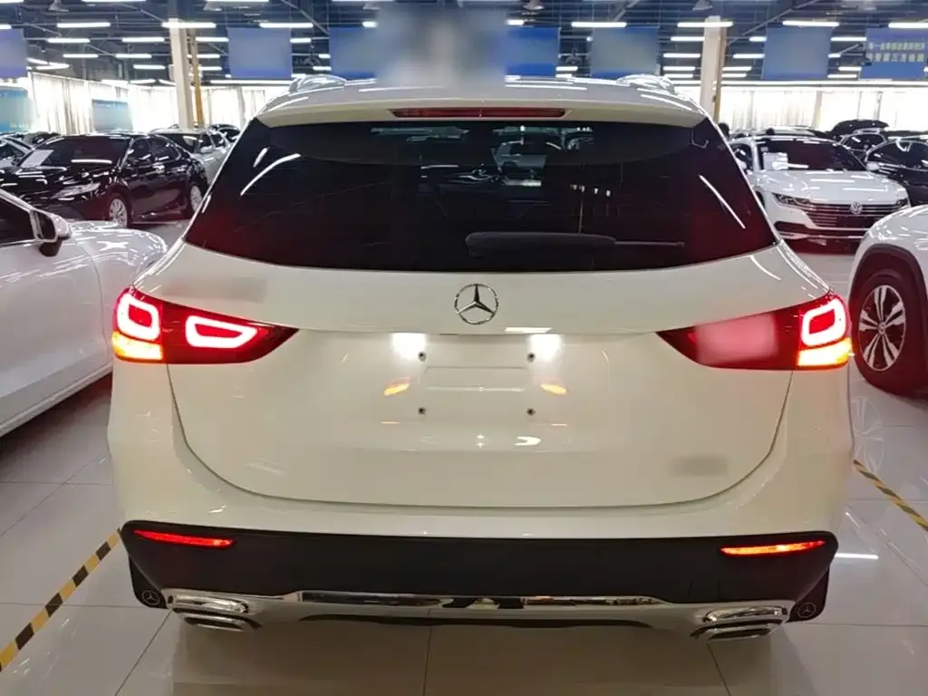 Mercedes-Benz GLA — фото 10