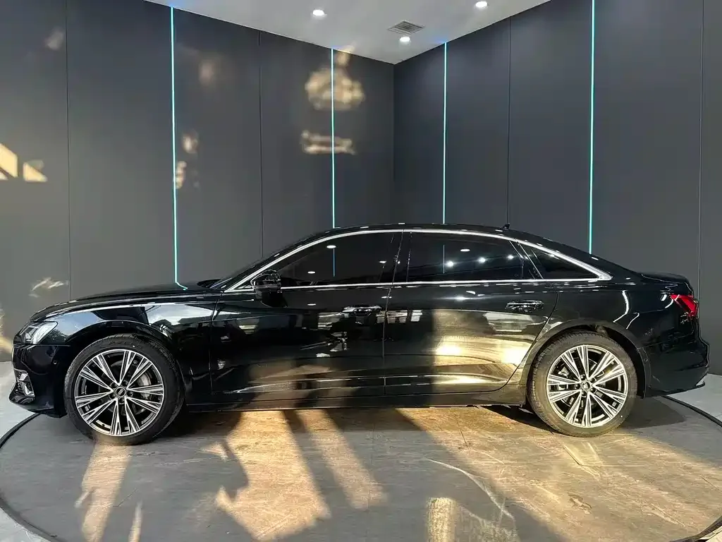 Audi A6L — фото 3